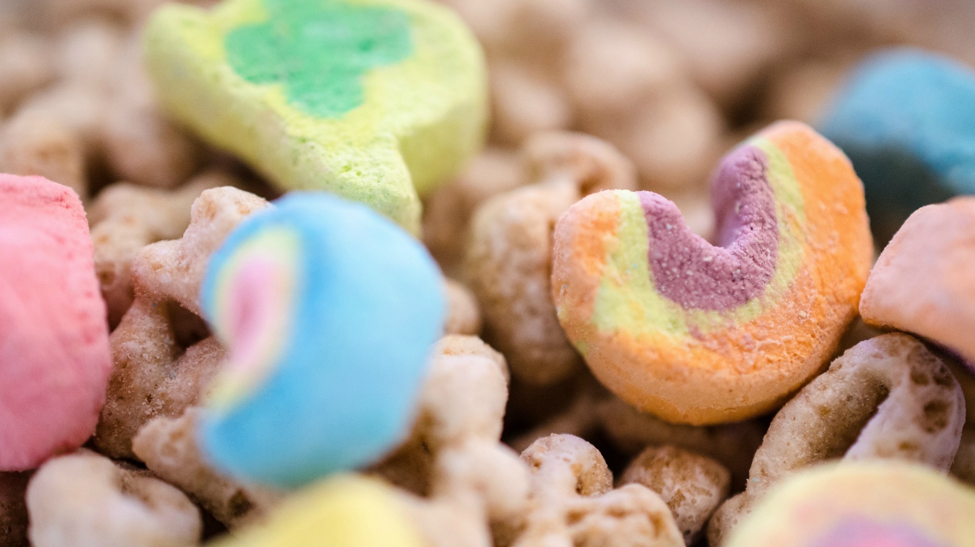 Cocoa Puffs and Lucky Charms Cereal Now Exists