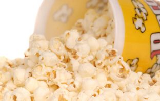 Keeping Popped Corn From Going Stale