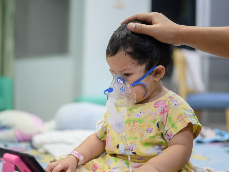 The Most Common RSV Symptoms Doctors Are Seeing Right Now