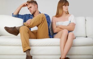 Non-Monogamy Relationships: Five Signs To Look For